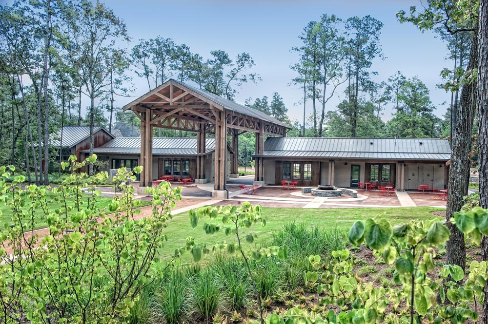 The Lifestyle Center features a gathering room, exercise room, fire-pit, playground, splash pad and great lawn. 