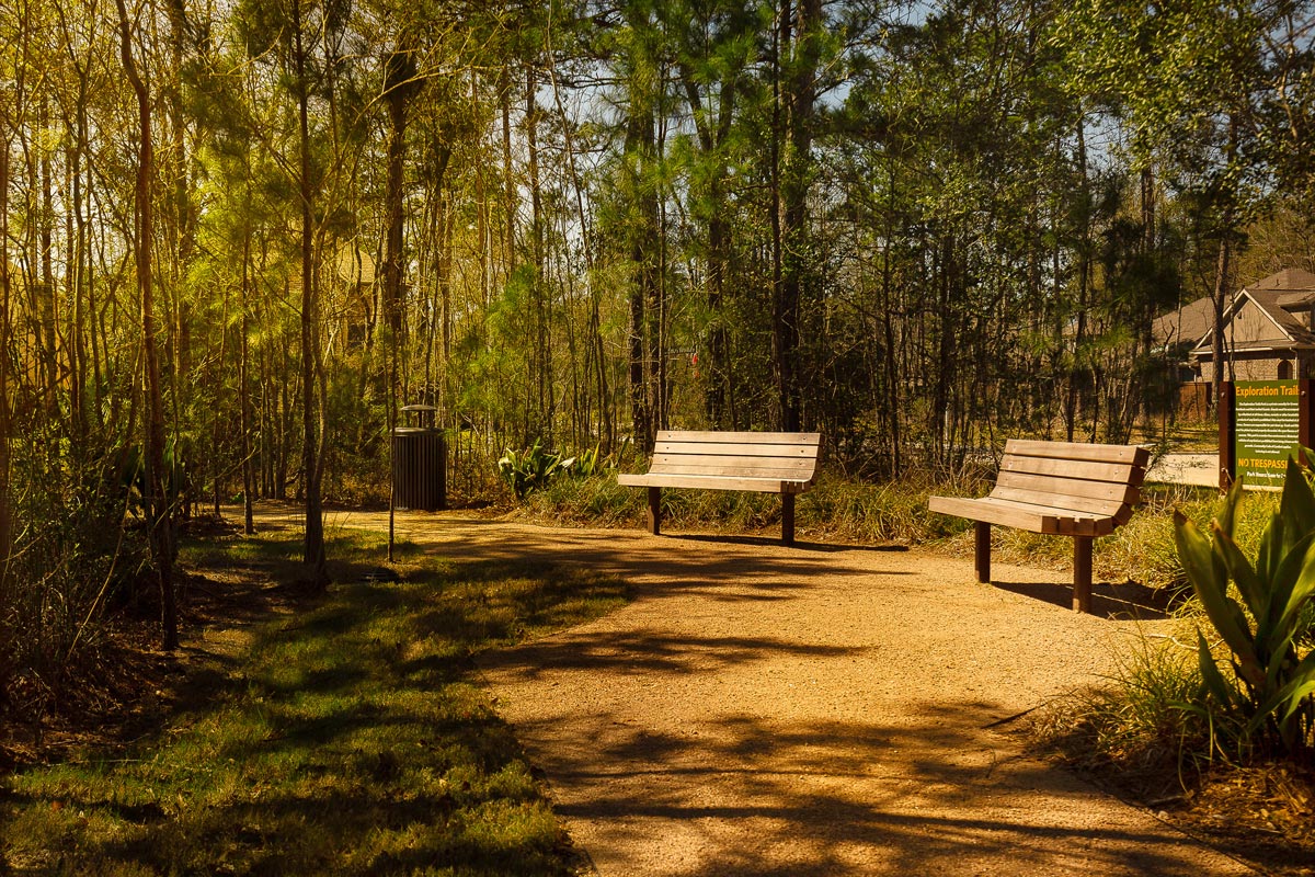 Along our trails, residents will find benches to rest and observe the beauty of nature.